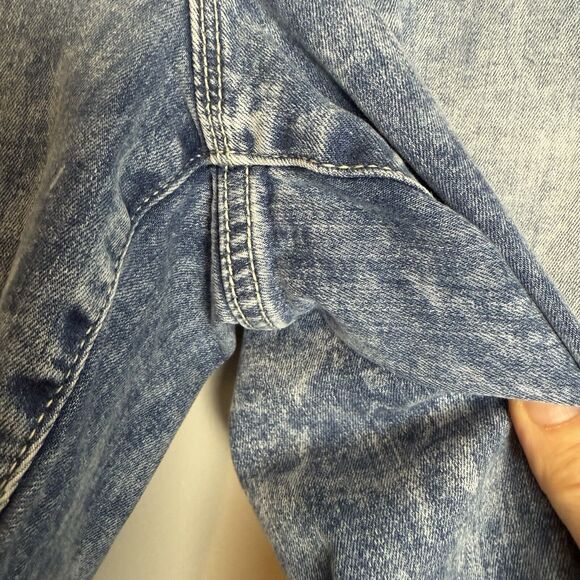 Torrid Feel The Fit Acid Wash Jeans High Rise Cropped Women’s Size 26 - Picture 4 of 10